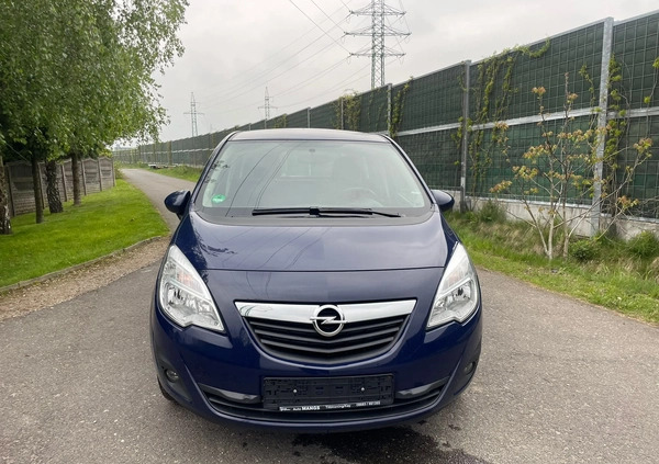 Opel Meriva cena 17900 przebieg: 195000, rok produkcji 2012 z Kożuchów małe 137